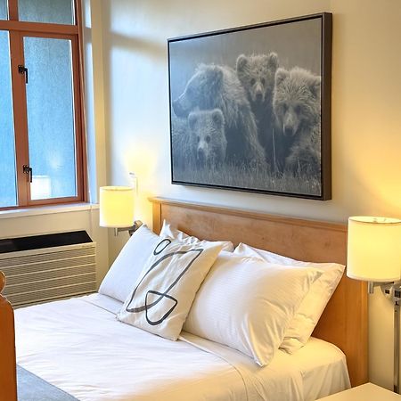 Alpenglow Lodge By Mva Whistler Exteriér fotografie