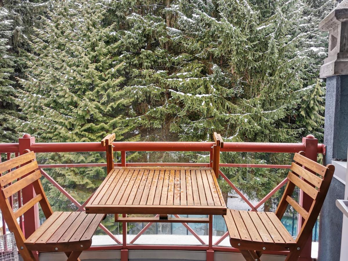 Alpenglow Lodge By Mva Whistler Exteriér fotografie